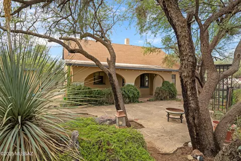 11134 Edison St, Tucson, AZ 85749 photo 3
