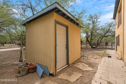 11134 Edison St, Tucson, AZ 85749 photo 4