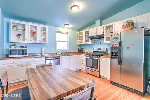 3048 E Acacia Club Ln, Tucson, AZ 85706