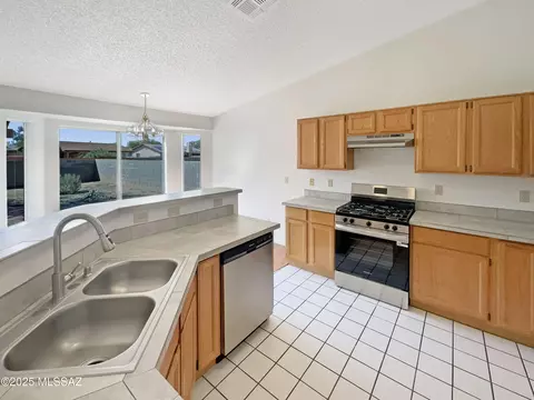 Kitchen - 9624 E Azuma Way, Tucson, AZ 85747 photo 1 of 3