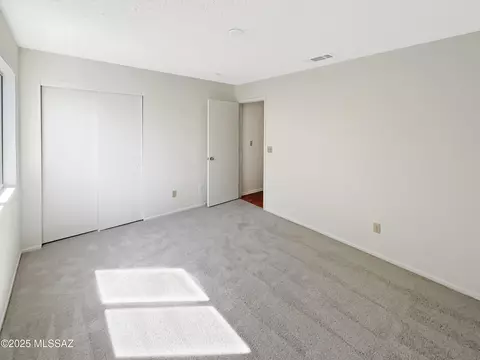Bedroom - 9624 E Azuma Way, Tucson, AZ 85747 photo 4 of 6