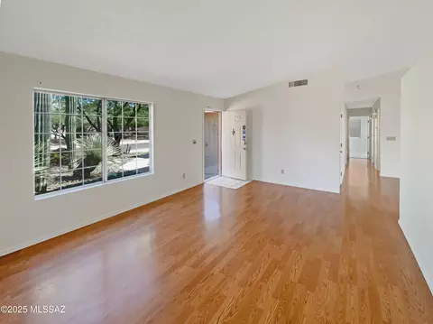 Living - 9624 E Azuma Way, Tucson, AZ 85747 photo 3 of 5