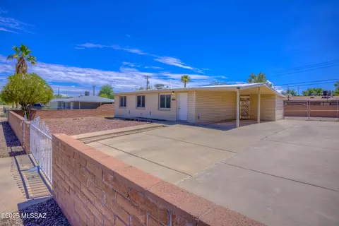 661 W Calle Milu, Tucson, AZ 85706