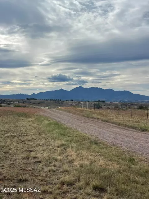 3 Scorpion Ct, Sonoita, AZ 85637