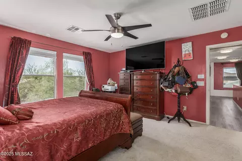 Bedroom - 5920 E Tercel Dr, Tucson, AZ 85756 photo 3 of 5