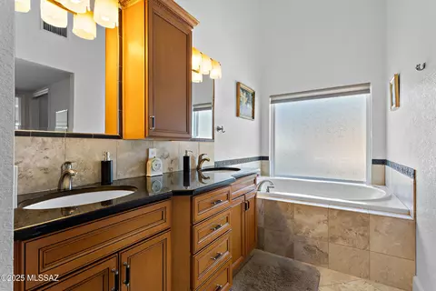 8121 E Coronado Rd, Tucson, AZ 85750 photo 17