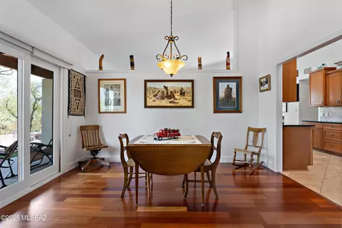 8121 E Coronado Rd, Tucson, AZ 85750 photo 9