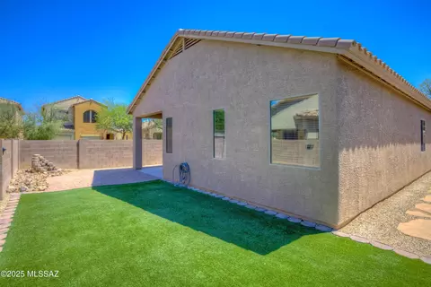 Exterior - 12561 E Red Canyon Pl, Vail, AZ 85641 photo 6 of 7
