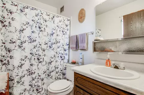 Bath - 2306 E Walnut St, Tucson, AZ 85706 photo 1 of 2