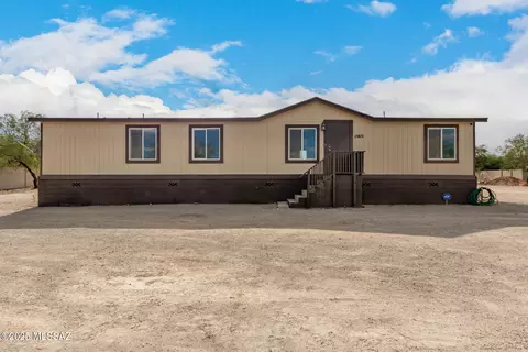 11415 N David Ave, Marana, AZ 85653