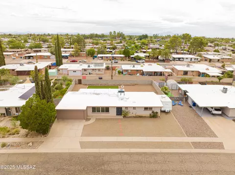 7320 E 32nd St, Tucson, AZ 85710