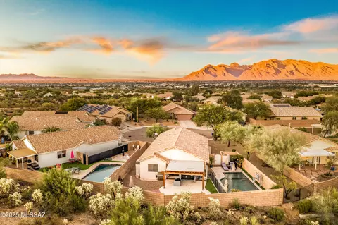 3297 W Corte Albor, Tucson, AZ 85745