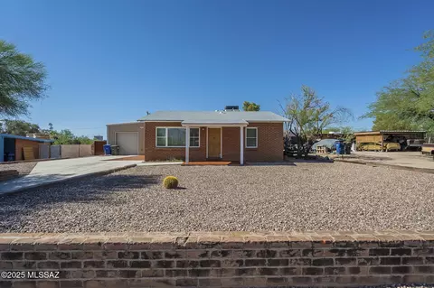 4766 E 2nd St, Tucson, AZ 85711