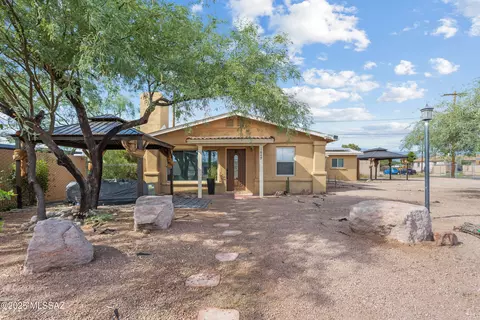 1649 E 13th St, Tucson, AZ 85719