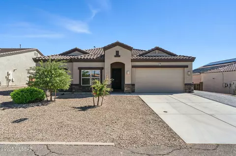 571 W Camino Del Toro, Vail, AZ 85641