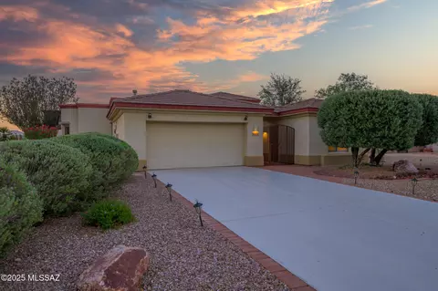 4594 S Moon River Pl, Green Valley, AZ 85622