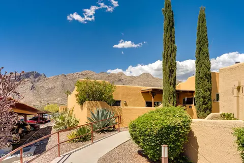 6255 N Camino Pimeria Alta #122, Tucson, AZ 85718