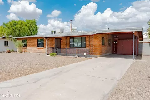 1526 W Windsor St, Tucson, AZ 85705