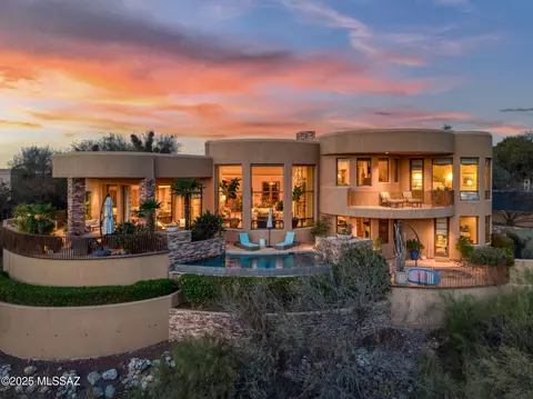 6350 N Whaleback Pl, Tucson, AZ 85750