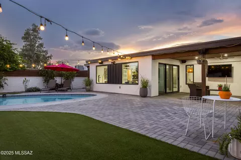 Exterior - 4432 E Burns St, Tucson, AZ 85711 photo 7 of 11