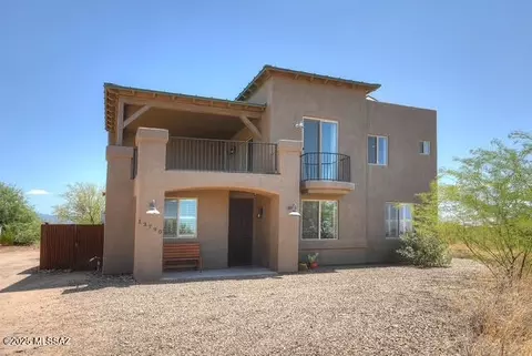 Exterior - 13790 E Fire Dancer Rd, Vail, AZ 85641 photo 2 of 7