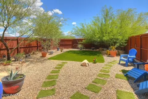 Exterior - 13790 E Fire Dancer Rd, Vail, AZ 85641 photo 3 of 7