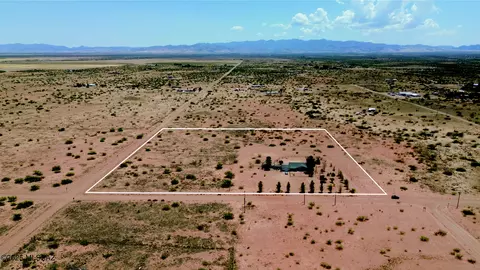13242 S Kit Carson Rd, Pearce, AZ 85625