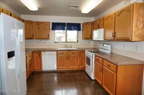 1021 E Geneva St, Pearce, AZ 85625 photo 12