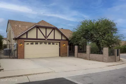 4551 W Joshua Ln, Tucson, AZ 85741