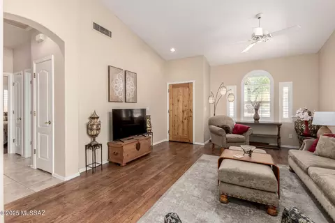 5111 E Crculo Las Cabanas, Tucson, AZ 85711 photo 7