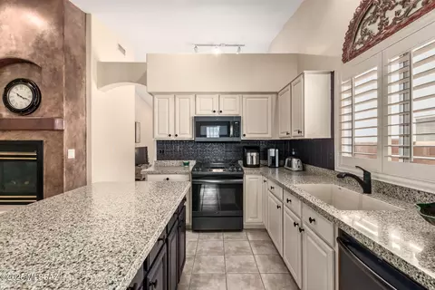 5111 E Crculo Las Cabanas, Tucson, AZ 85711 photo 6