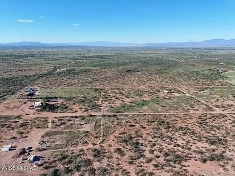0 E Devon, Pearce, AZ 85625 photo 3