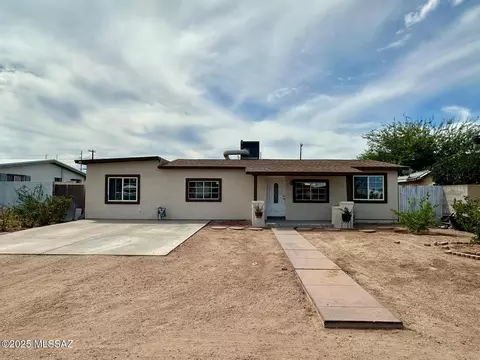 6062 E 21st St, Tucson, AZ 85711