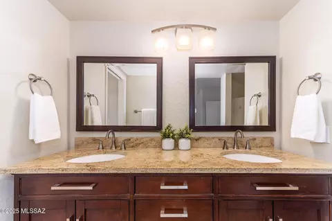 10380 E Rushlight Dr, Tucson, AZ 85748 photo 20