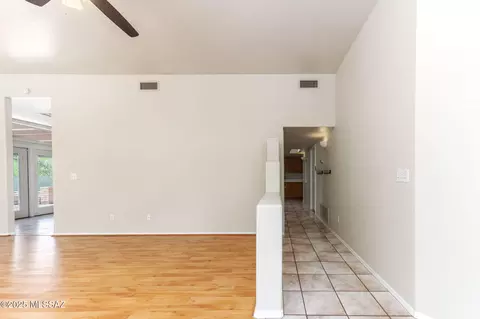 10380 E Rushlight Dr, Tucson, AZ 85748 photo 16