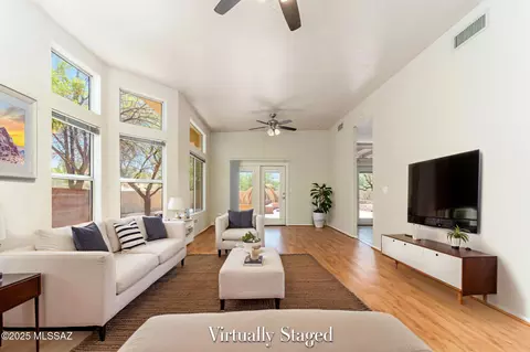 10380 E Rushlight Dr, Tucson, AZ 85748 photo 4