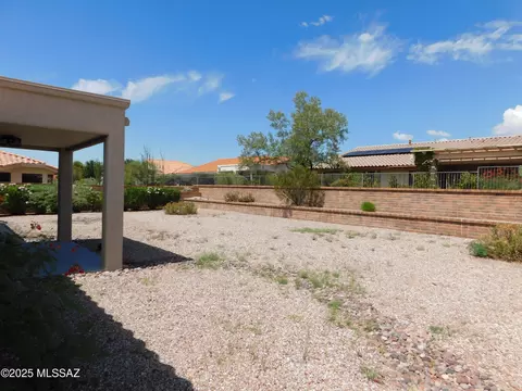 Exterior - 1151 E Haystack Dr, Oro Valley, AZ 85755 photo 6 of 7