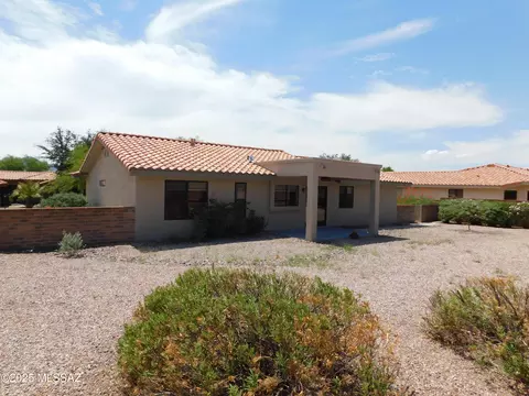 Exterior - 1151 E Haystack Dr, Oro Valley, AZ 85755 photo 5 of 7