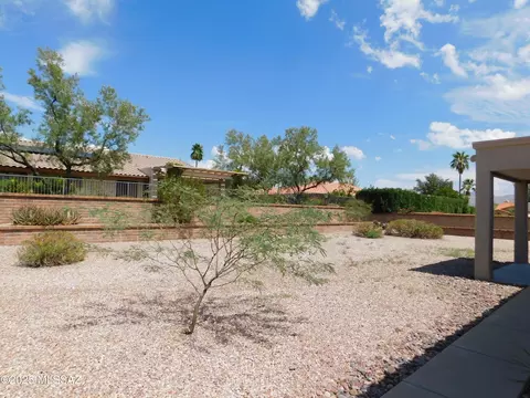Exterior - 1151 E Haystack Dr, Oro Valley, AZ 85755 photo 7 of 7