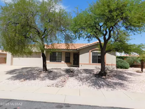 1151 E Haystack Dr, Oro Valley, AZ 85755