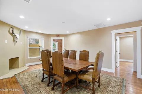 Dining - 426 E 9th St, Tucson, AZ 85705 photo 2 of 2