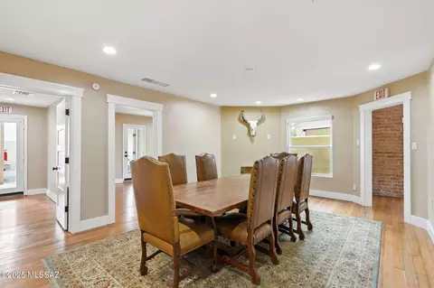 Dining - 426 E 9th St, Tucson, AZ 85705 photo 1 of 2