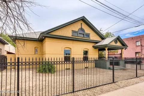 Exterior - 426 E 9th St, Tucson, AZ 85705 photo 2 of 6