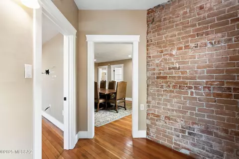 Entry Way - 426 E 9th St, Tucson, AZ 85705 photo 2 of 2
