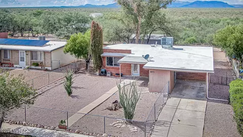 4872 W Santa Maria Dr, Amado, AZ 85645