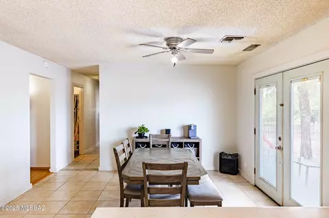Dining - 861 E Pomerene Rd, Benson, AZ 85602 photo 2 of 3