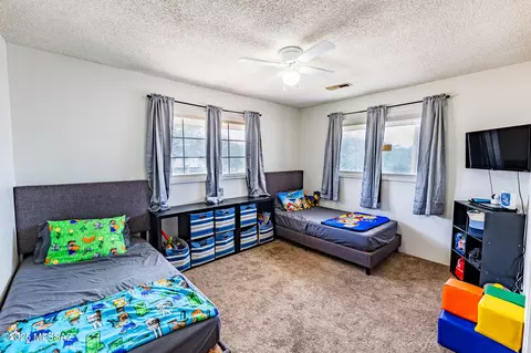 Bedroom - 861 E Pomerene Rd, Benson, AZ 85602 photo 6 of 7