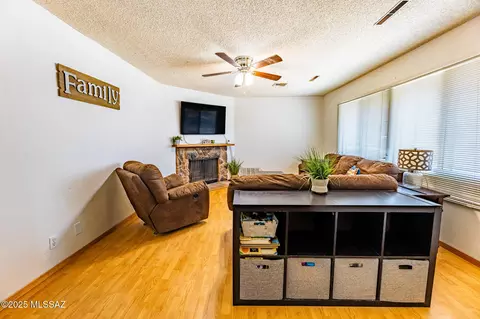 Living - 861 E Pomerene Rd, Benson, AZ 85602 photo 4 of 4
