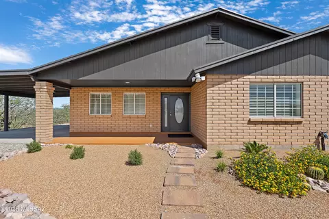 446 Soda Ln, Rio Rico, AZ 85648