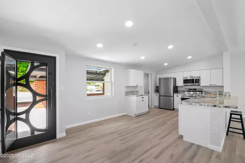 4326 N Radin Ave, Tucson, AZ 85705